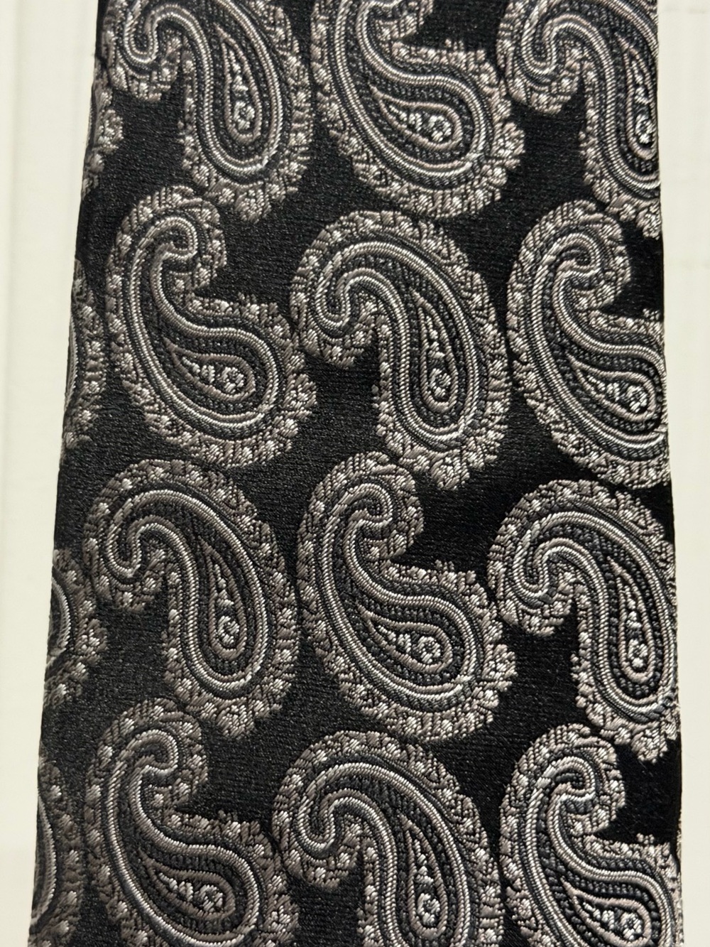 Pronto Uomo Black Tie with Silver Paisley Pattern